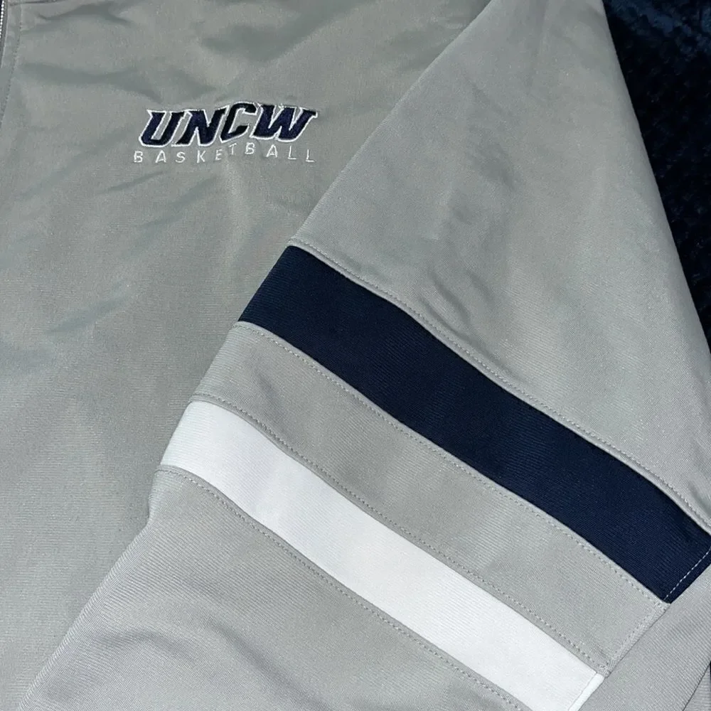Nike UNCW Wilmington Seahawks Basketball team Sweatshirt Jacket XL Gray Men’s